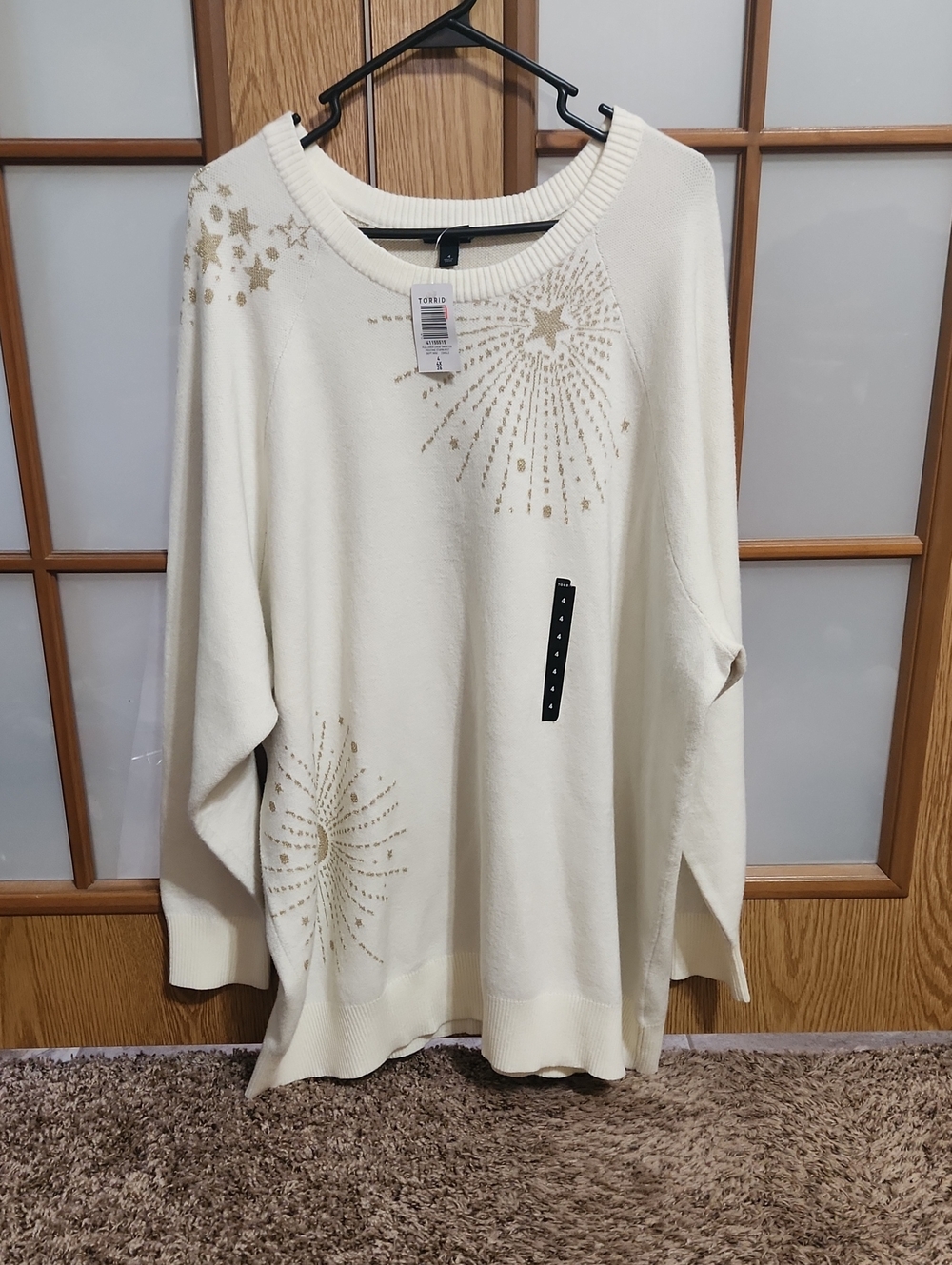 Torrid 4x NWT Pullover Crew Sweater Pristine Starburst. Cream And Gold